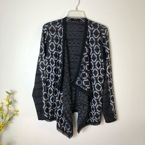 ZOZO Cardigan size M black/white fall colors